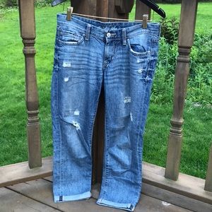 Cropped capri cuffed blue jeans